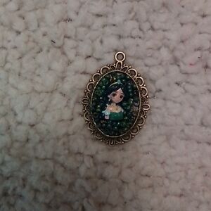 Hand Crafted Green Beaded Portrait Pendant Necklace